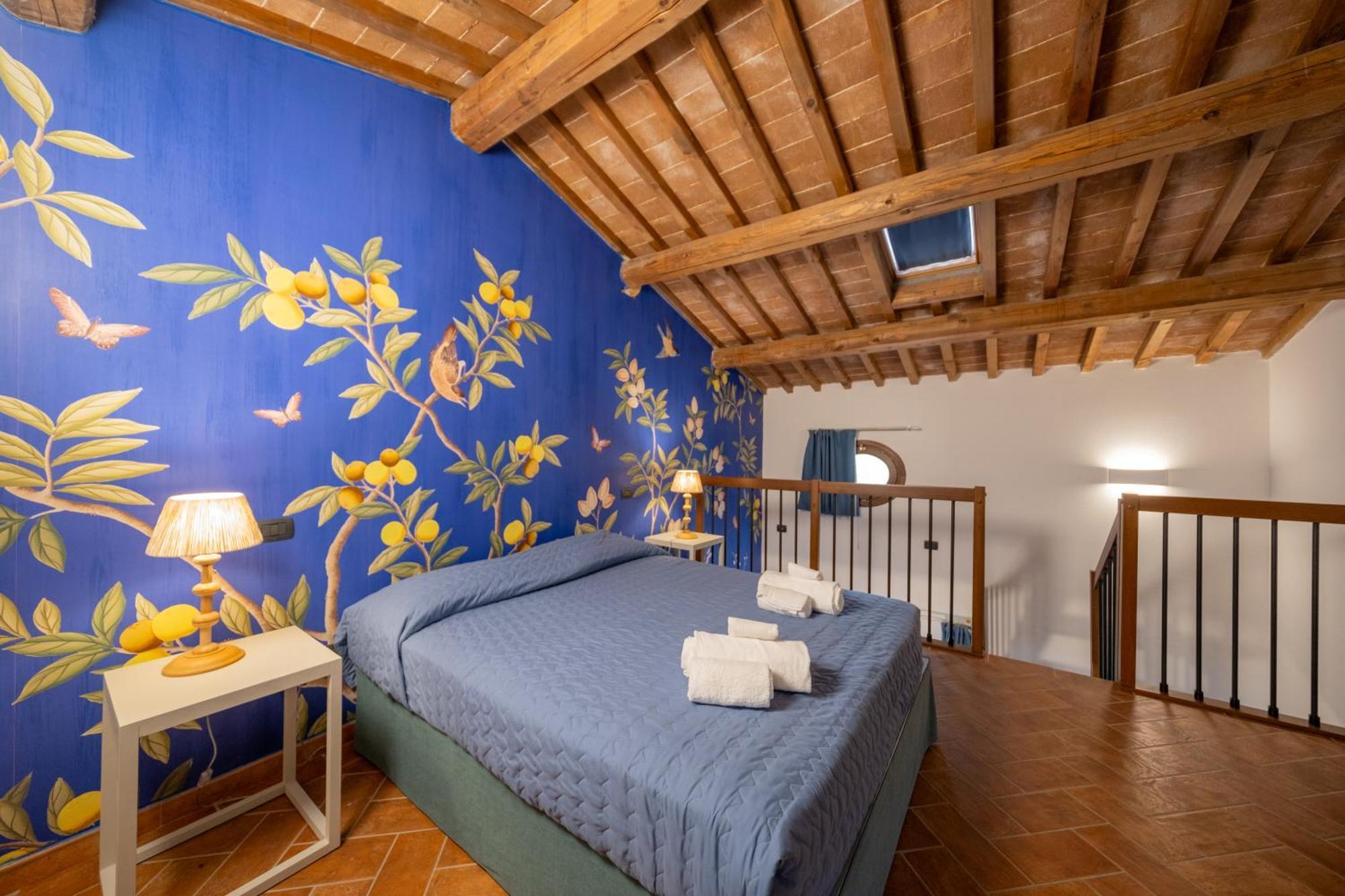 San Ruffino Apartments Lari Exteriör bild