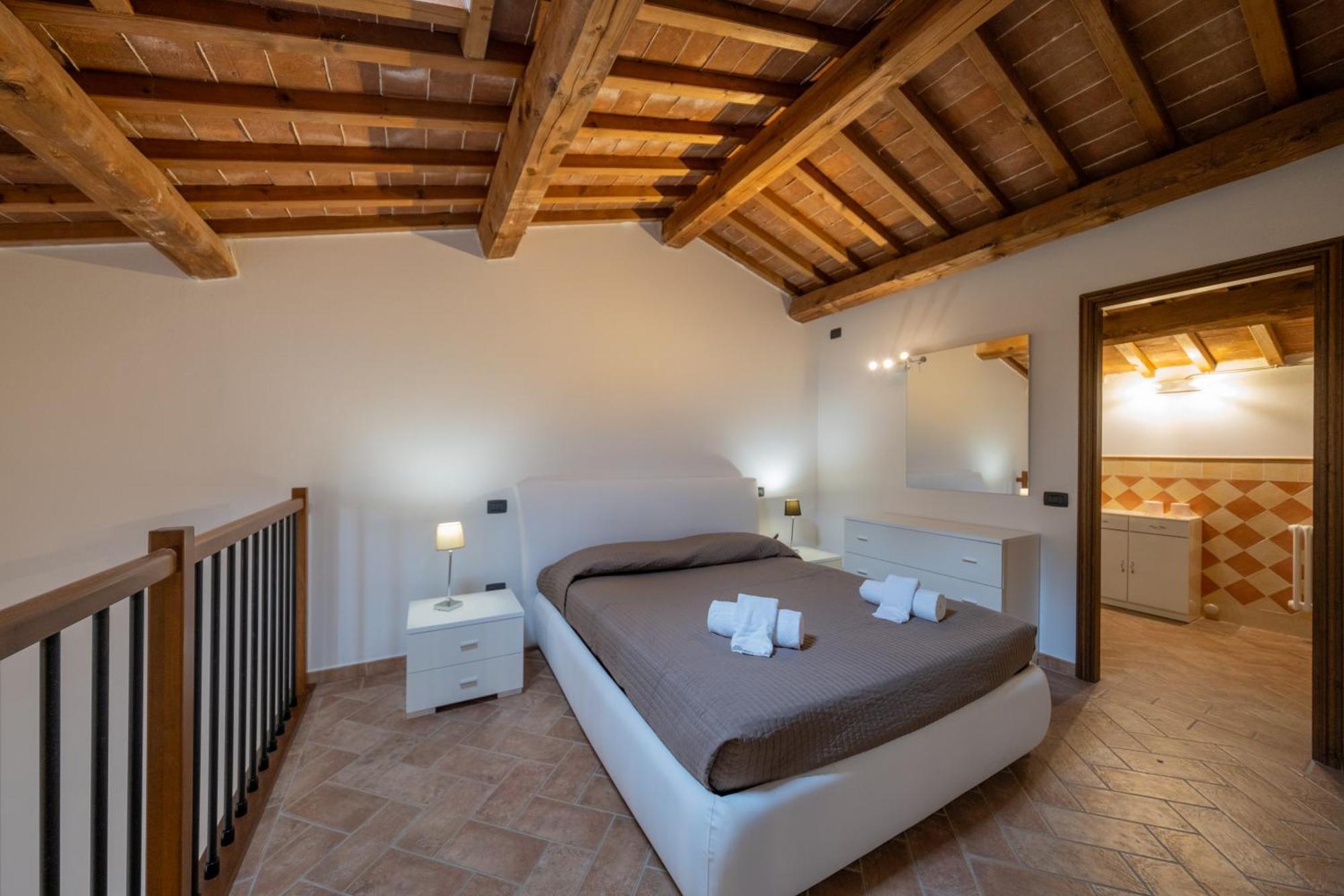 San Ruffino Apartments Lari Exteriör bild