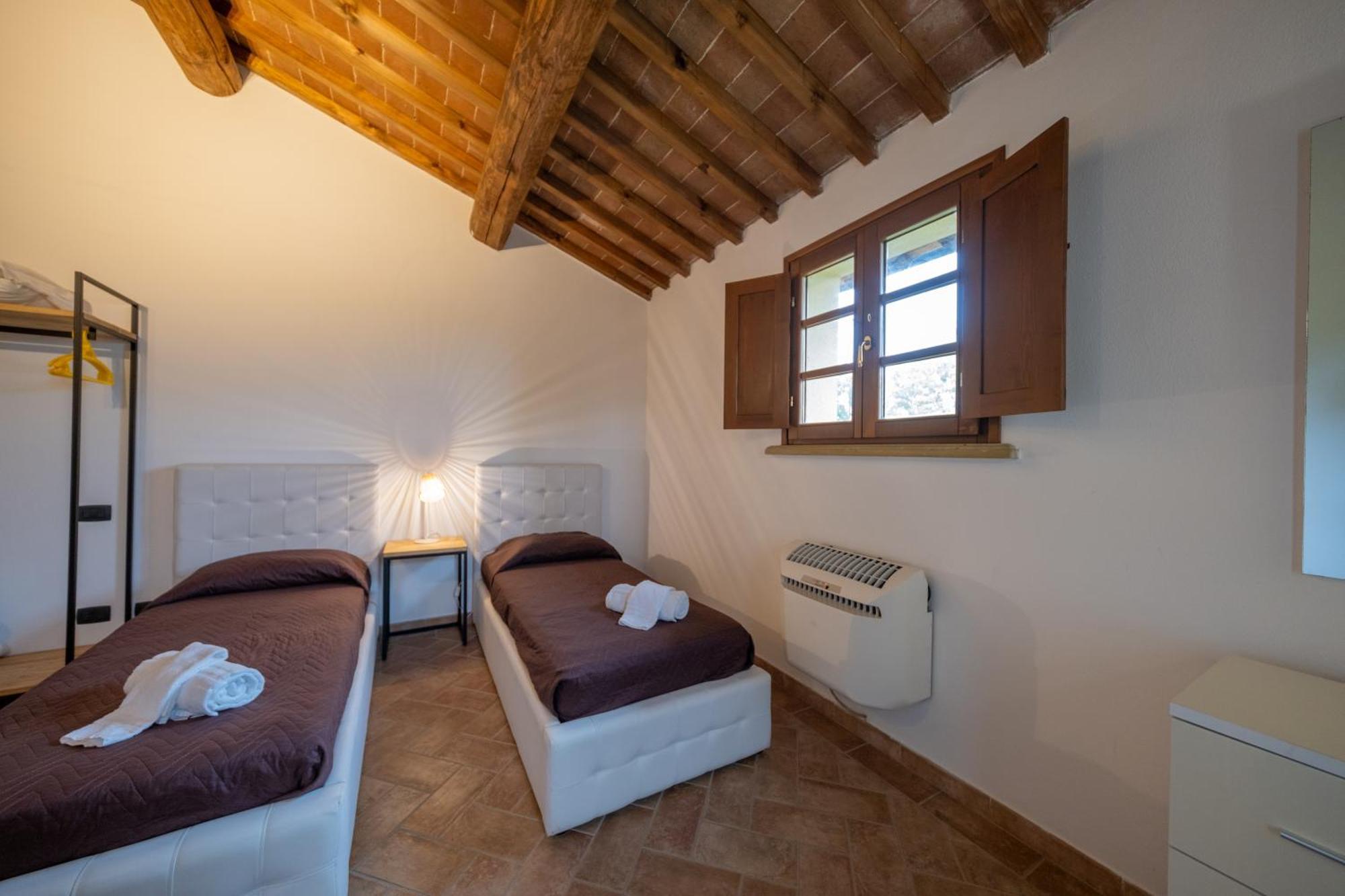 San Ruffino Apartments Lari Exteriör bild