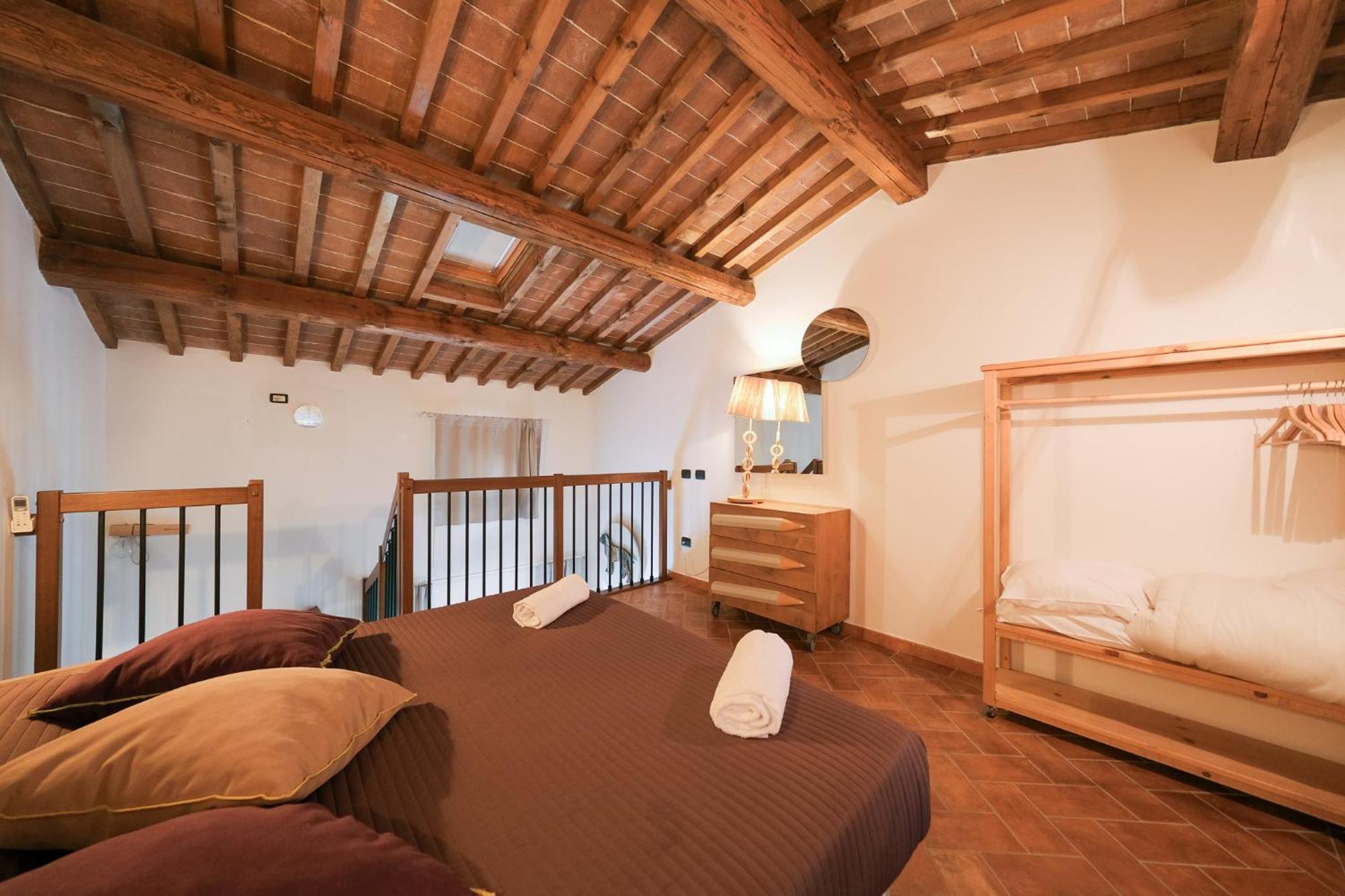 San Ruffino Apartments Lari Exteriör bild