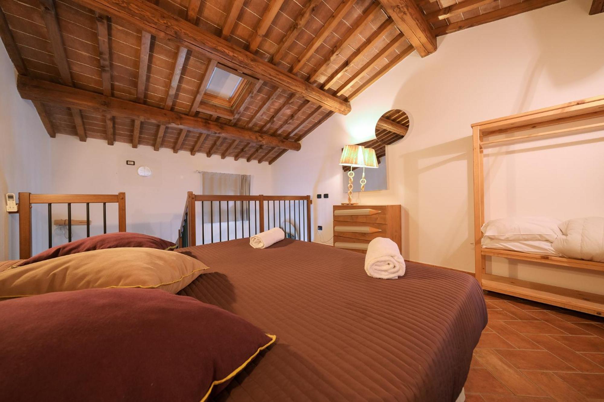 San Ruffino Apartments Lari Exteriör bild