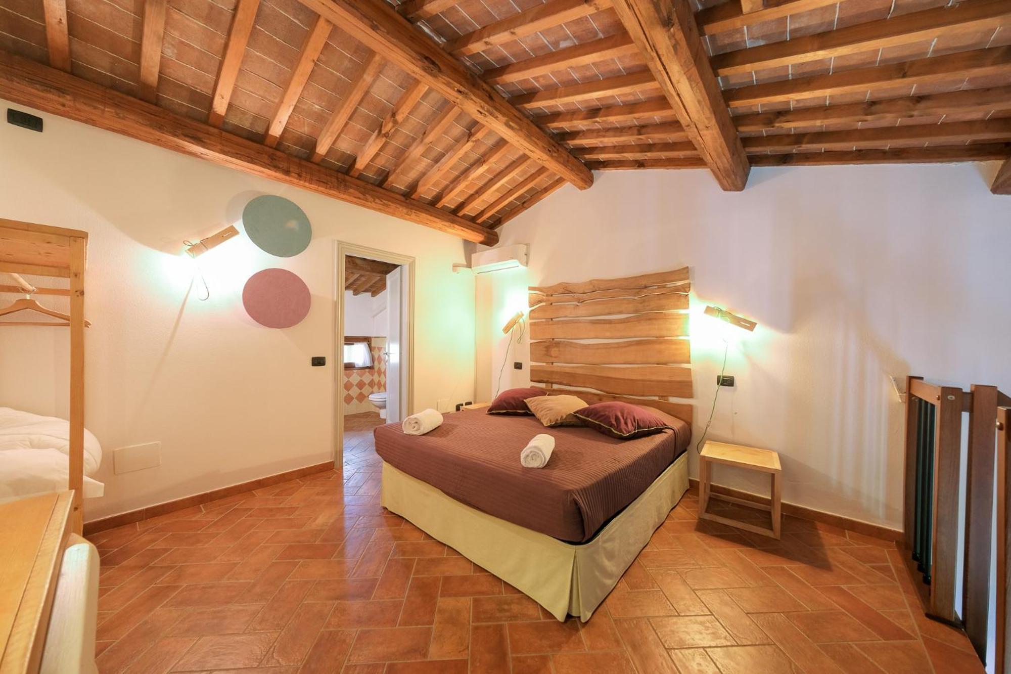 San Ruffino Apartments Lari Exteriör bild