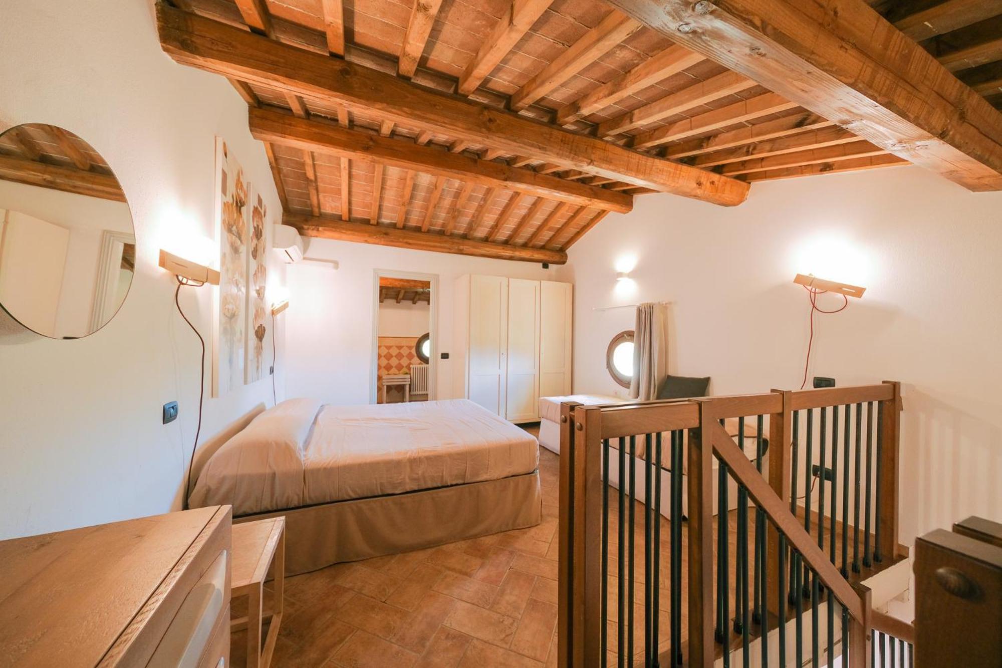 San Ruffino Apartments Lari Exteriör bild