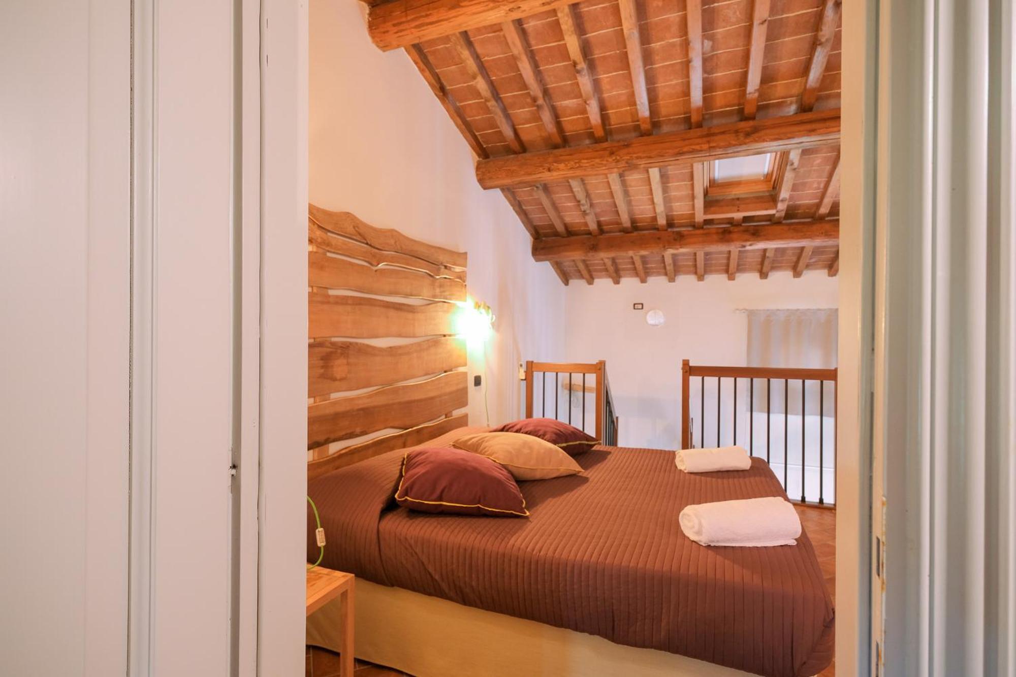 San Ruffino Apartments Lari Exteriör bild